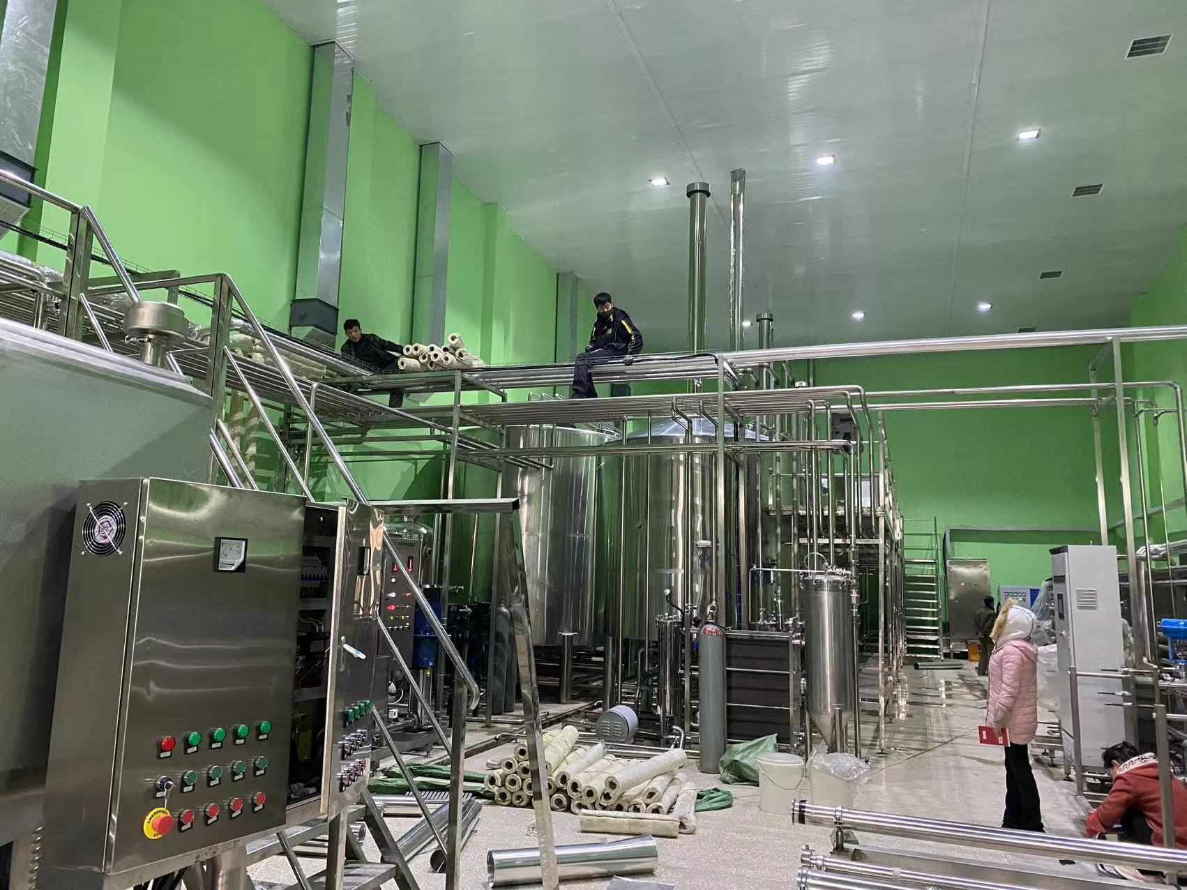 下陆精酿啤酒设备厂—精酿啤酒设备制造：传承工艺与创新科技的交融